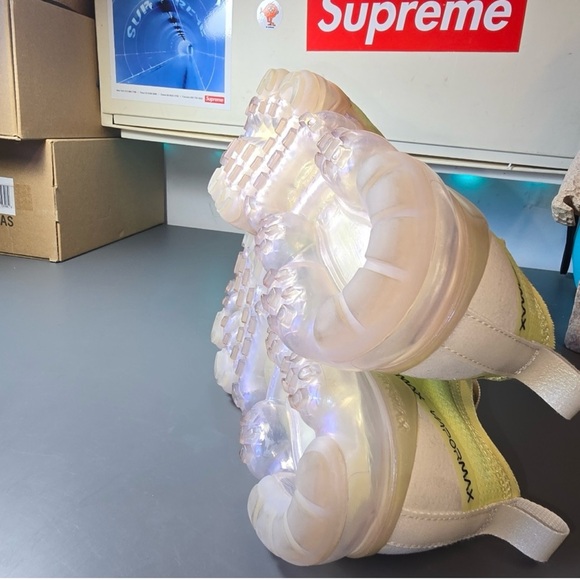 Nike Air Vapor Max SELuminous Green (Women’s) - Picture 6 of 8